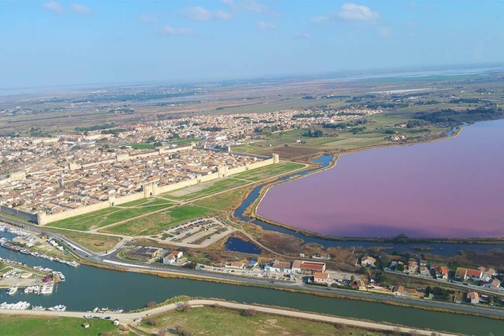 Un Charmant Logement Apartamento Aigues-Mortes Exterior foto